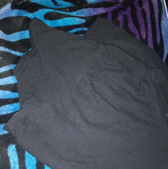 🤑Men's "Sada" 1X Black Short Sleeve V Neck Tee - Picture 4 of 8